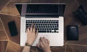 Jak włączyć klawiaturę w laptopie – proste kroki, gdy klawiatura nie działa