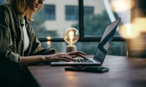 Internet radiowy czy mobilny: który wybrać, by uniknąć problemów z połączeniem?
